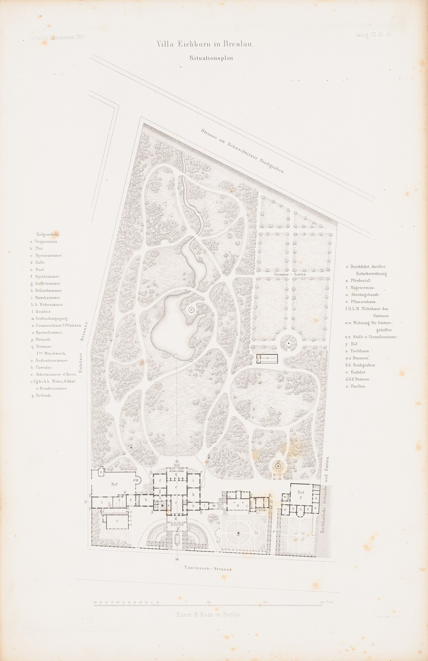 Eine detaillierte Karte eines Parks mit Bäumen, Sträuchern und Vegetation, die auf dem Umschlag eines alten Buches mit zusätzlichem Text über den Park gedruckt ist.