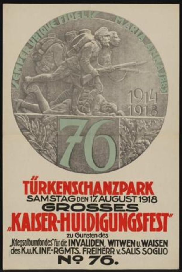 Ein gerahmtes Plakat zum 70. Jahrestag des Kaiser-Huldigungsfestes in Berlin, Deutschland, das eine Gruppe von Menschen in der Mitte mit Text und Zahlen zeigt.