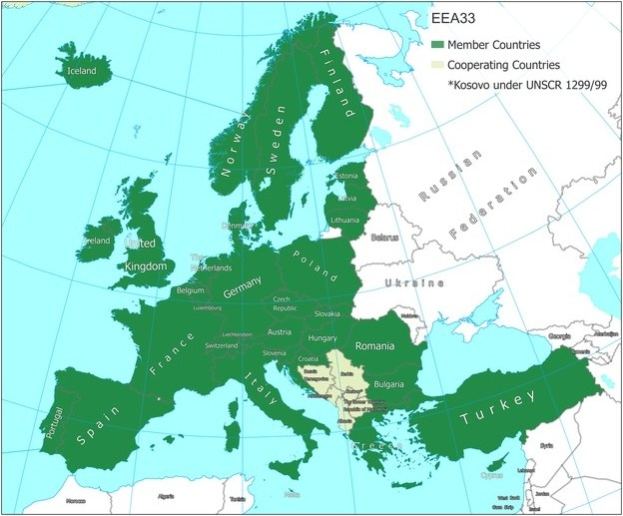 Ein Plakat, das eine detaillierte Karte von Europa zeigt, die die Mitgliedstaaten der Europäischen Union hervorhebt, einschließlich ihrer Grenzen, wichtiger Städte, Flüsse und geografischer Merkmale, mit zusätzlichem Text, der Länder- und Grenzinformationen bereitstellt.