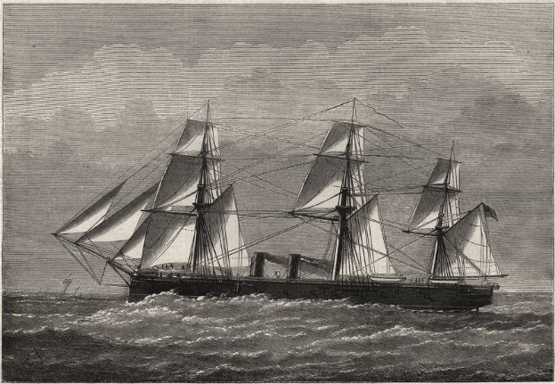 Eine Schwarzweiß-Radierung der HMS Victory, ein Segelschiff, das auf dem Meer segelt mit Text unten lesend "HMS Victory, das erste Schiff, das in den Vereinigten Staaten segelte."