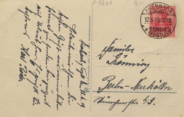 Altes deutsches Postkartenkuvert mit rotem Stempel, das den gedruckten Text "Gesimnacks & Co. & Co." zeigt