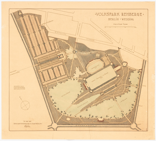 Detailierte alte Karte von Berlin, Deutschland, die den Volkspark Rehberg mit Gebäuden, Straßen und Parkmerkmalen hervorhebt.